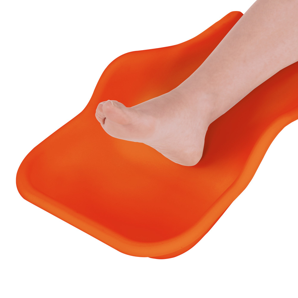 Flexible Auffangschale für die Aufnahme von Arbeitsresten am Fuß orange