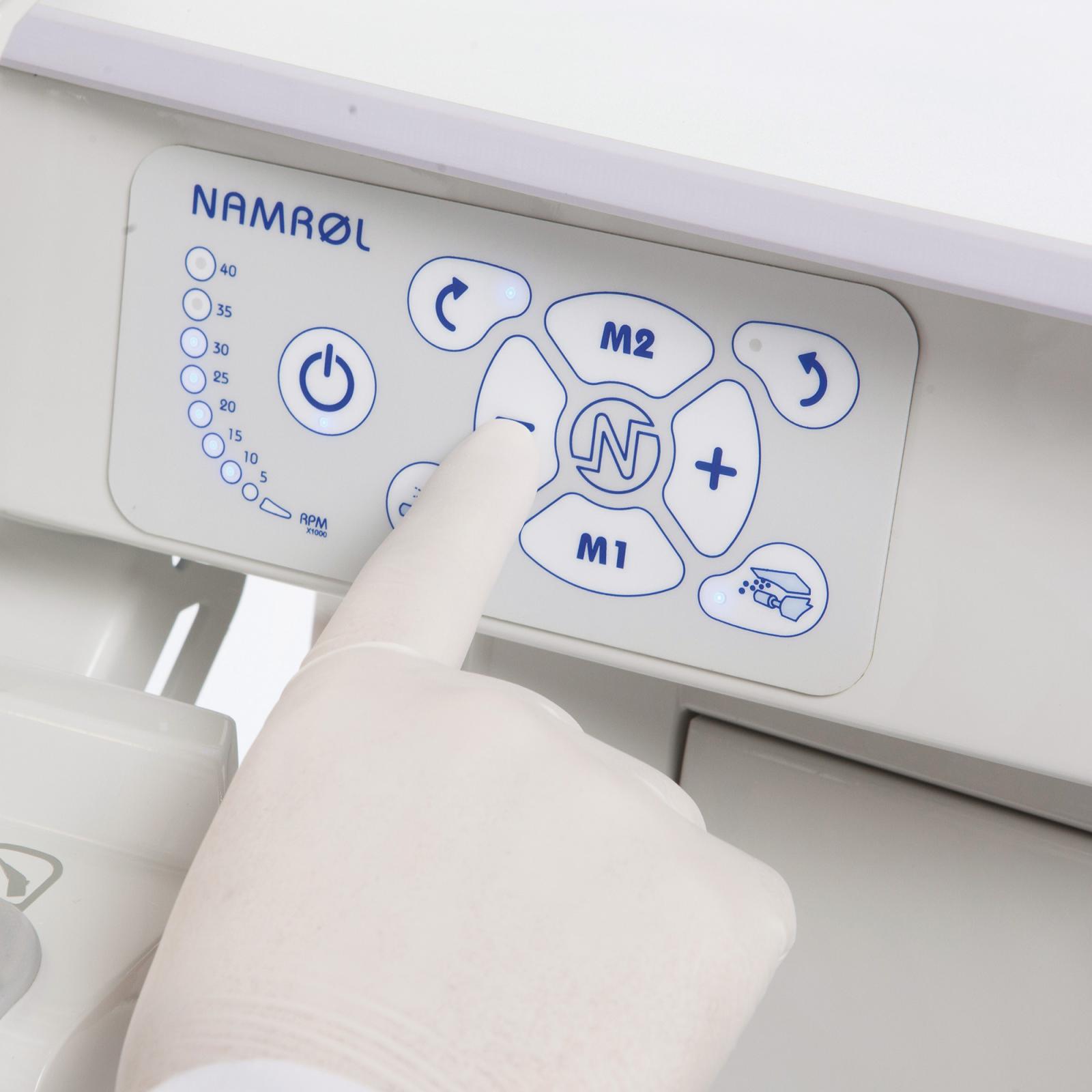 Podiatry unit Activ can be equipped with up to 3 instruments