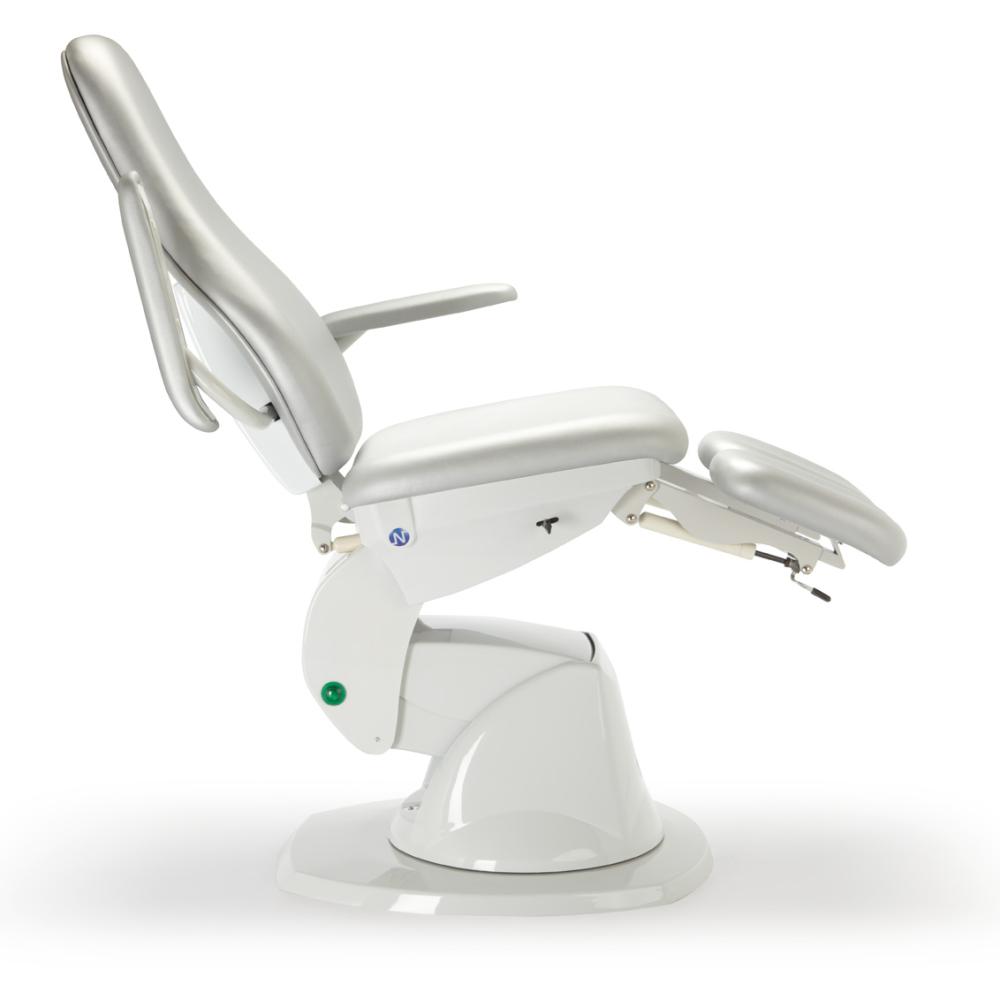 Beta 1-motor electric chair with foot control